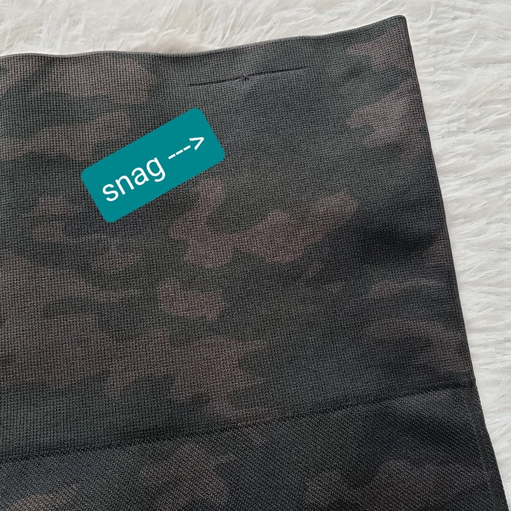 SPANX Camo Green Gray Seamless Leggings Large Camouflage